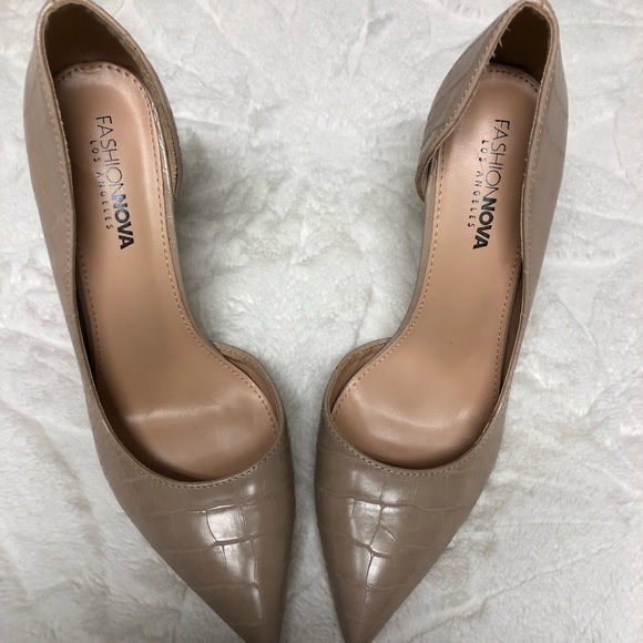 Fashion Nova Snake Print Nude Heels - Picture 3 of 5